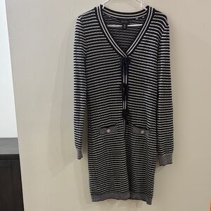 Nicole Miller Black and White Knit Sweater
